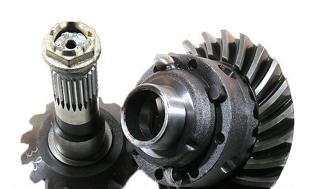 купить Шестерня ведущая и ведомая (24х15) ср. моста Д=65