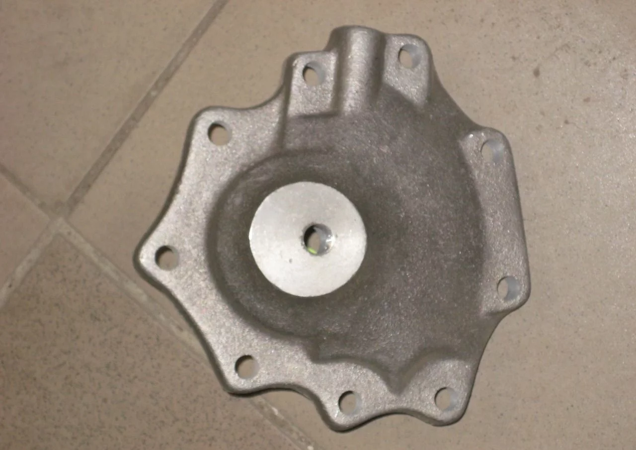 купить Крышка ГУРа боковая (на 4310)